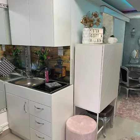 Little Brill Apartment Eger